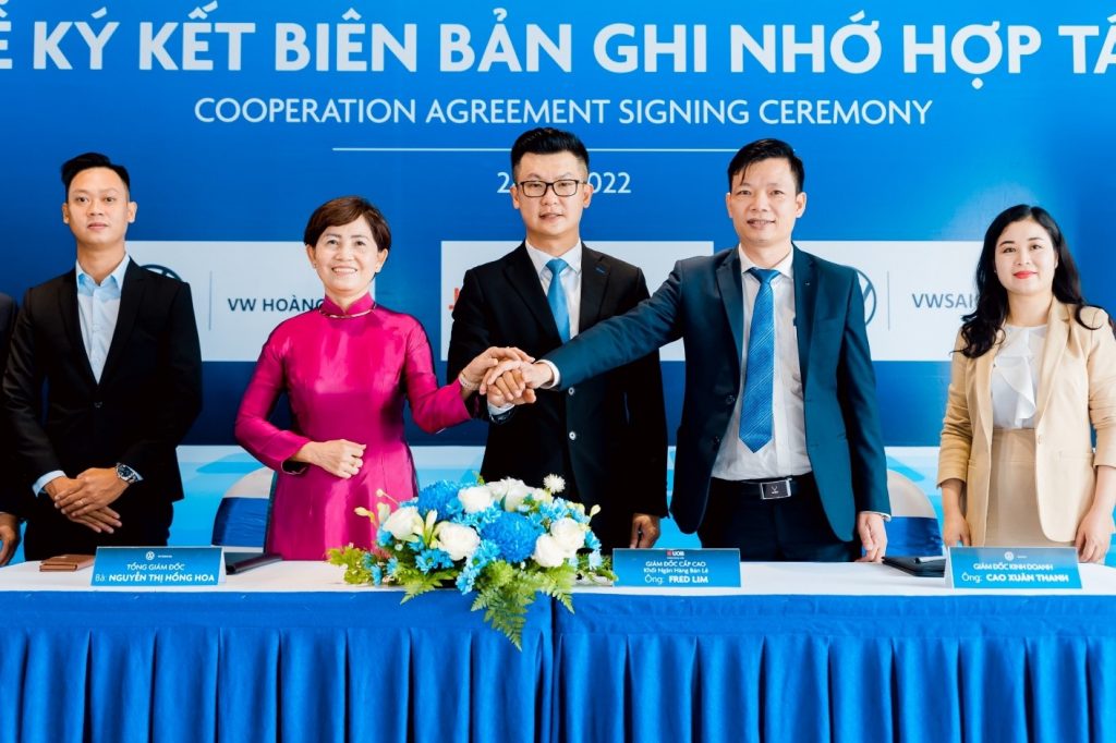 lễ ký kết UOB
